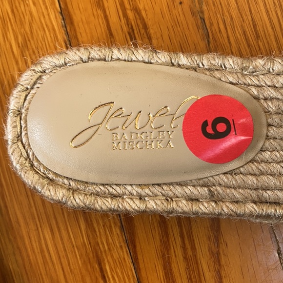 Jewel by Badgley Mischka - Picture 3 of 3